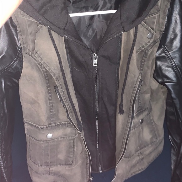 American Eagle Outfitters Jackets & Blazers - AE leather sleeve jacket